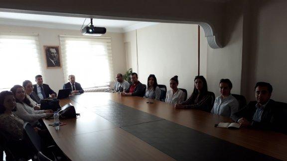Gölyaka Mesleki Teknik Anadolu Lisesi Öğretmenleri ile YKS Bilgilendirme Toplantısı Yapıldı.